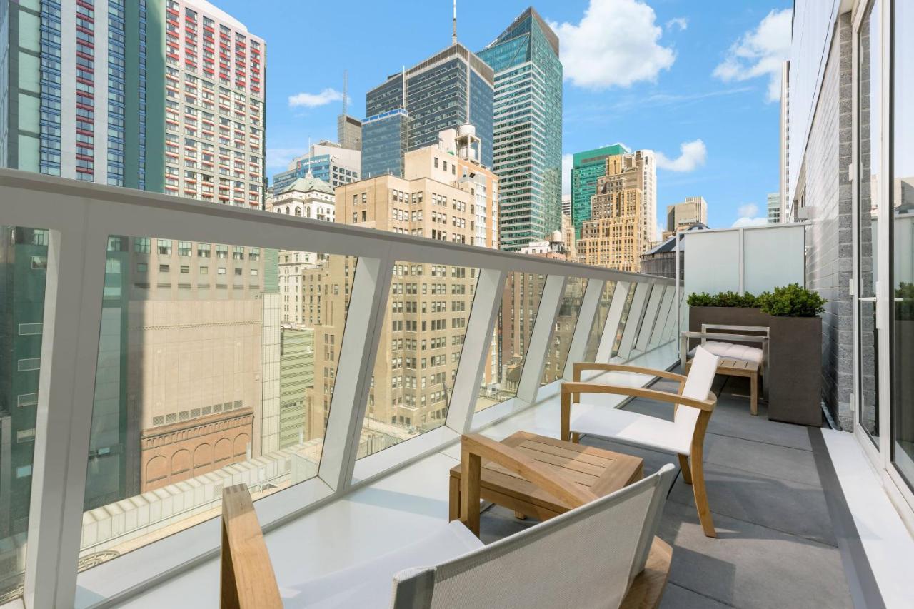 Ac Hotel By Marriott New York Times Square Eksteriør billede