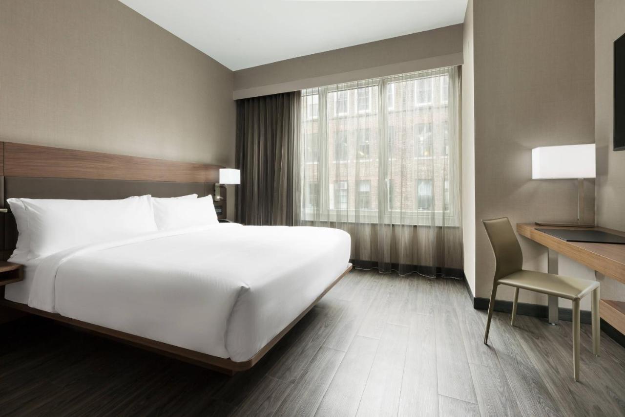 Ac Hotel By Marriott New York Times Square Eksteriør billede