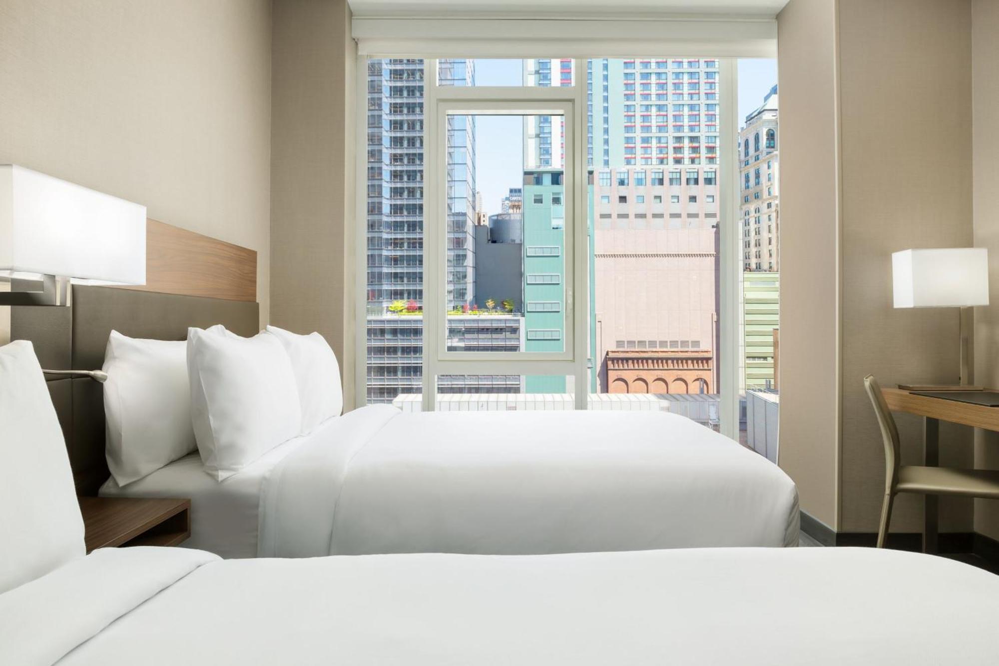 Ac Hotel By Marriott New York Times Square Eksteriør billede